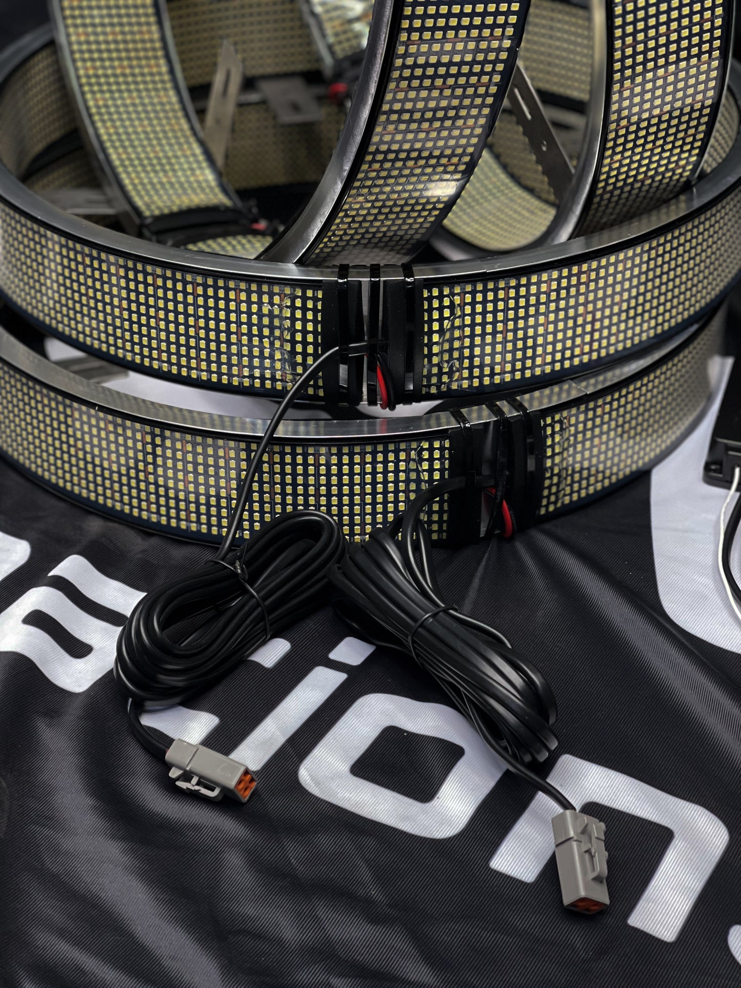 20 Row Pure White High Intensity Wheel Lights