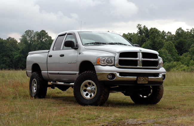Rough Country | 5 Inch Lift Kit | Dodge 2500/Ram 3500 4WD (2003-2007)