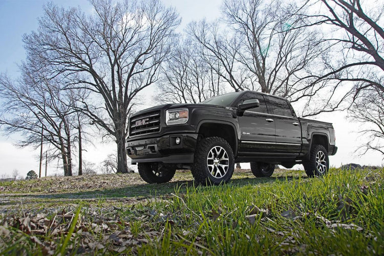 Rough Country | 6 Inch Lift Kit | Chevy/GMC 1500 4WD (2014-2018)