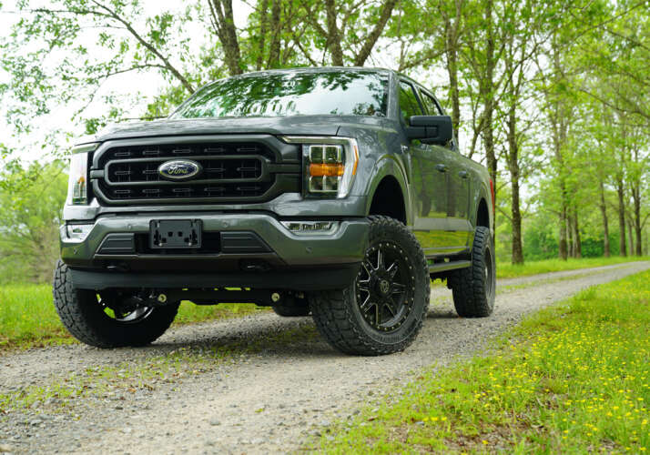 Super Lift - 2021-2022 F150 6" King Edition Lift Kit
