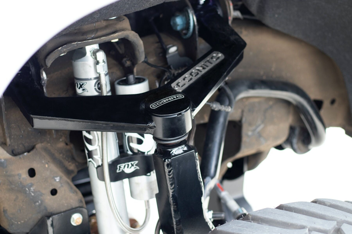 Cognito - 7-Inch Performance Lift Kit with Fox PSRR 2.0 Shocks For 20-24 Silverado/Sierra 2500/3500 2WD/4WD