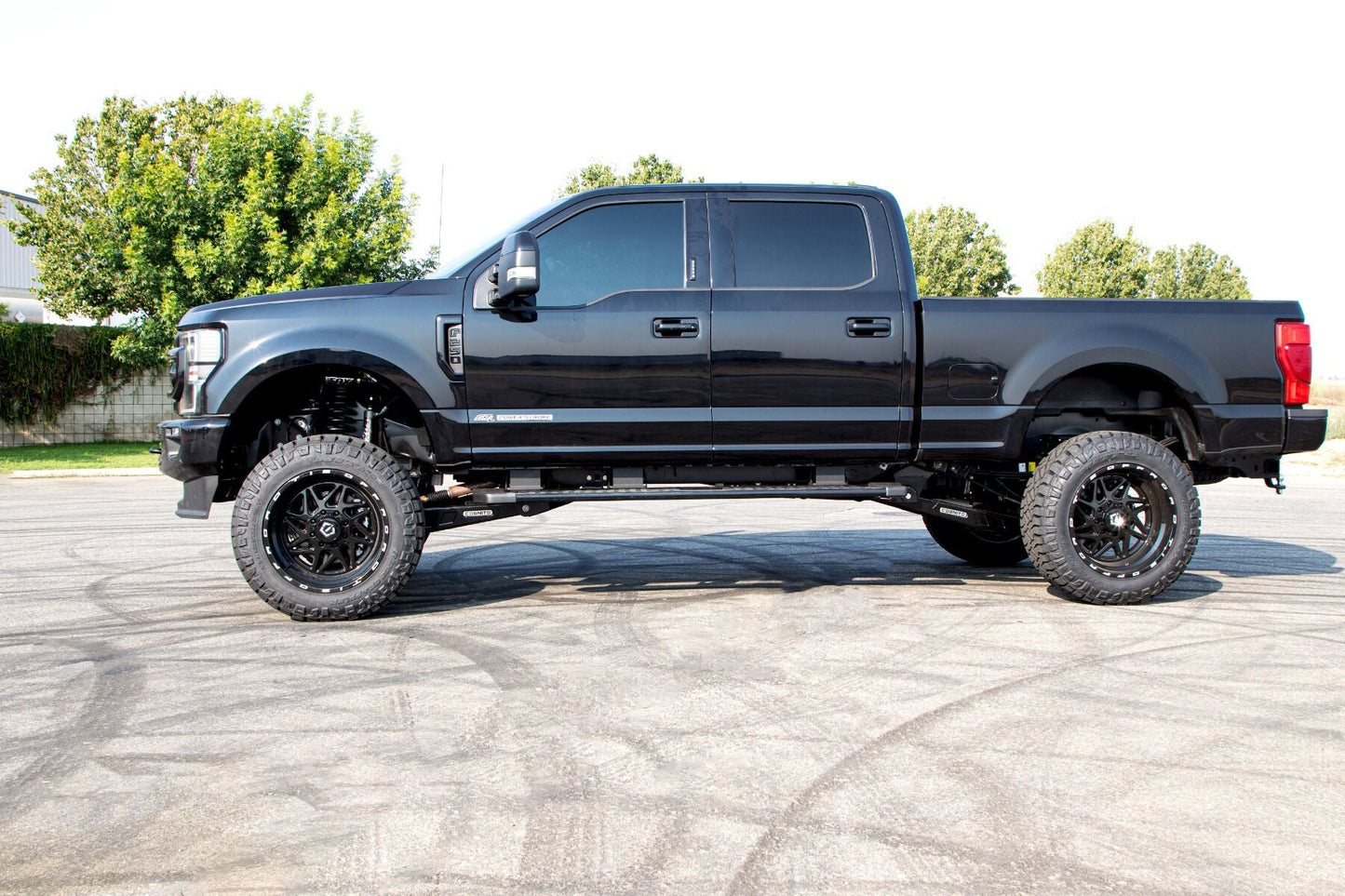 Cognito - 6/7 Inch Premier Lift Kit with Fox FSRR 2.5 for 17-22 Ford F-250/F-350 4WD