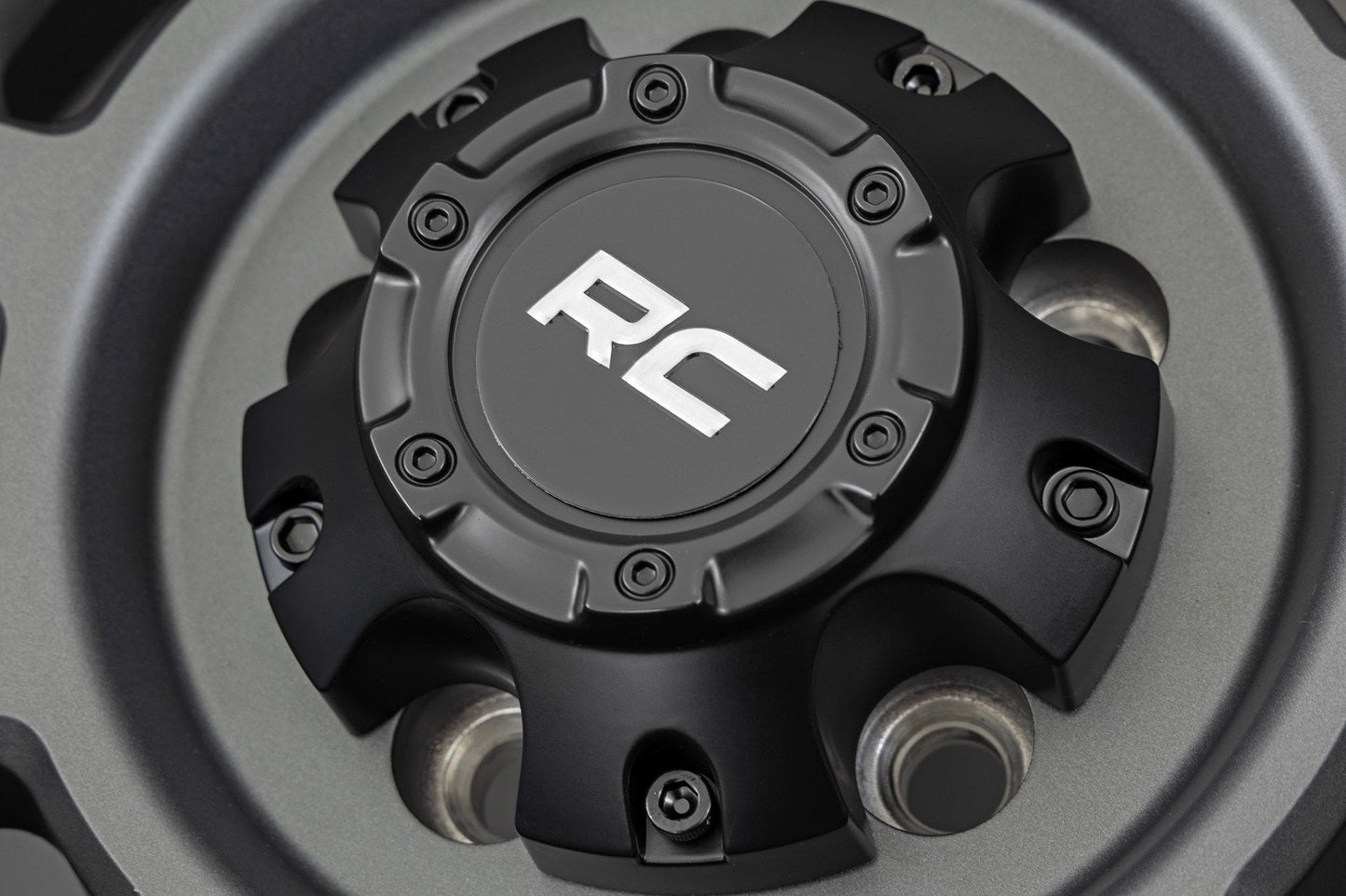 Rough Country  | Rough Country 85 Series Wheel | Simulated Beadlock | Gunmetal Gray/Black | 17x9 |