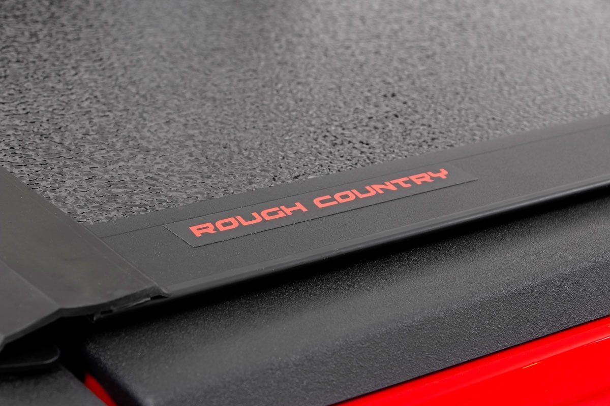 Rough Country  | Hard Low Profile Bed Cover | 6'4" Bed | Ram 1500 (09-18)/2500 (10-23)