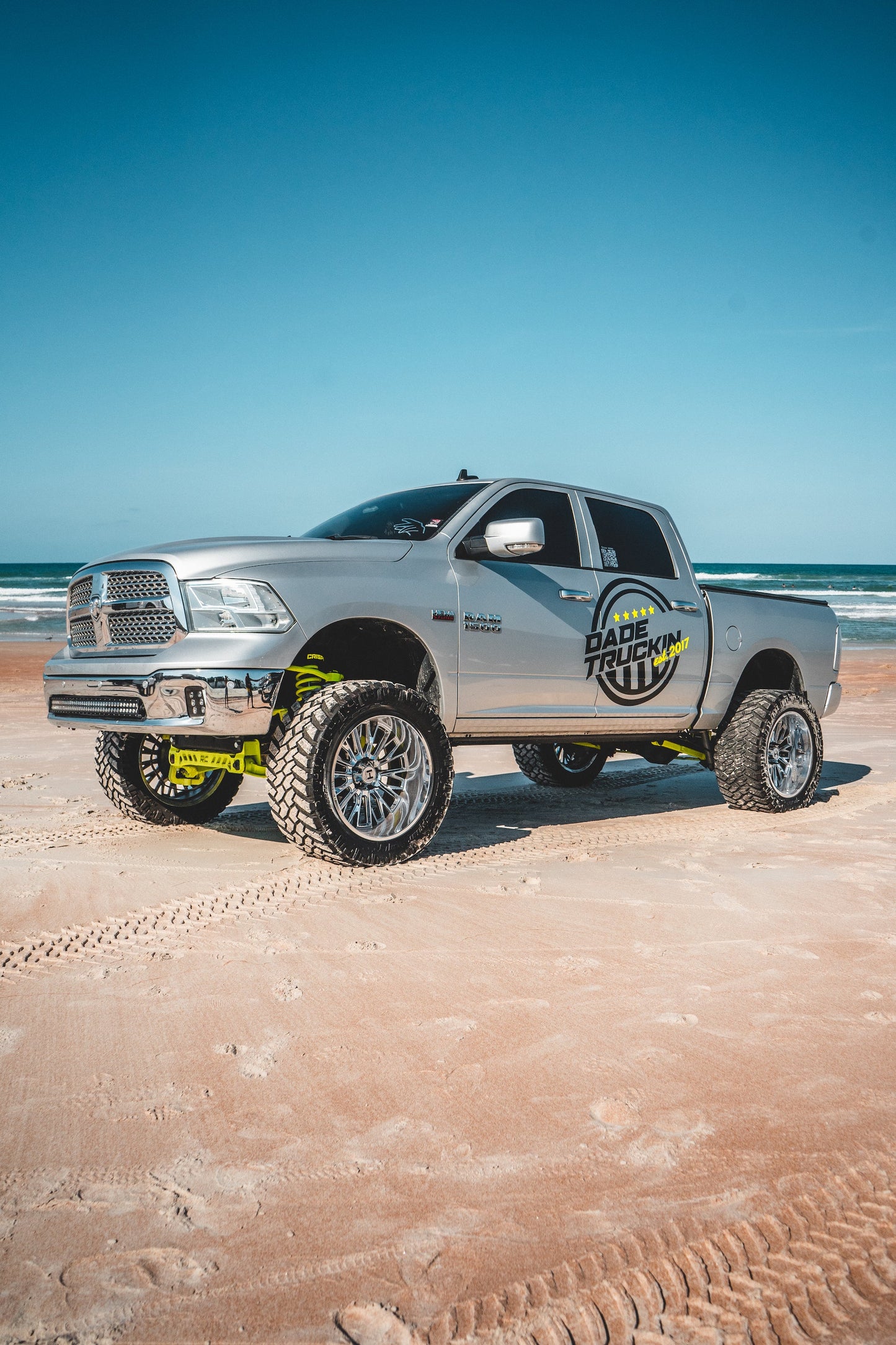 Rough Country | 6 Inch Lift Kit | Ram 1500 4WD (2012-2018 & Classic)