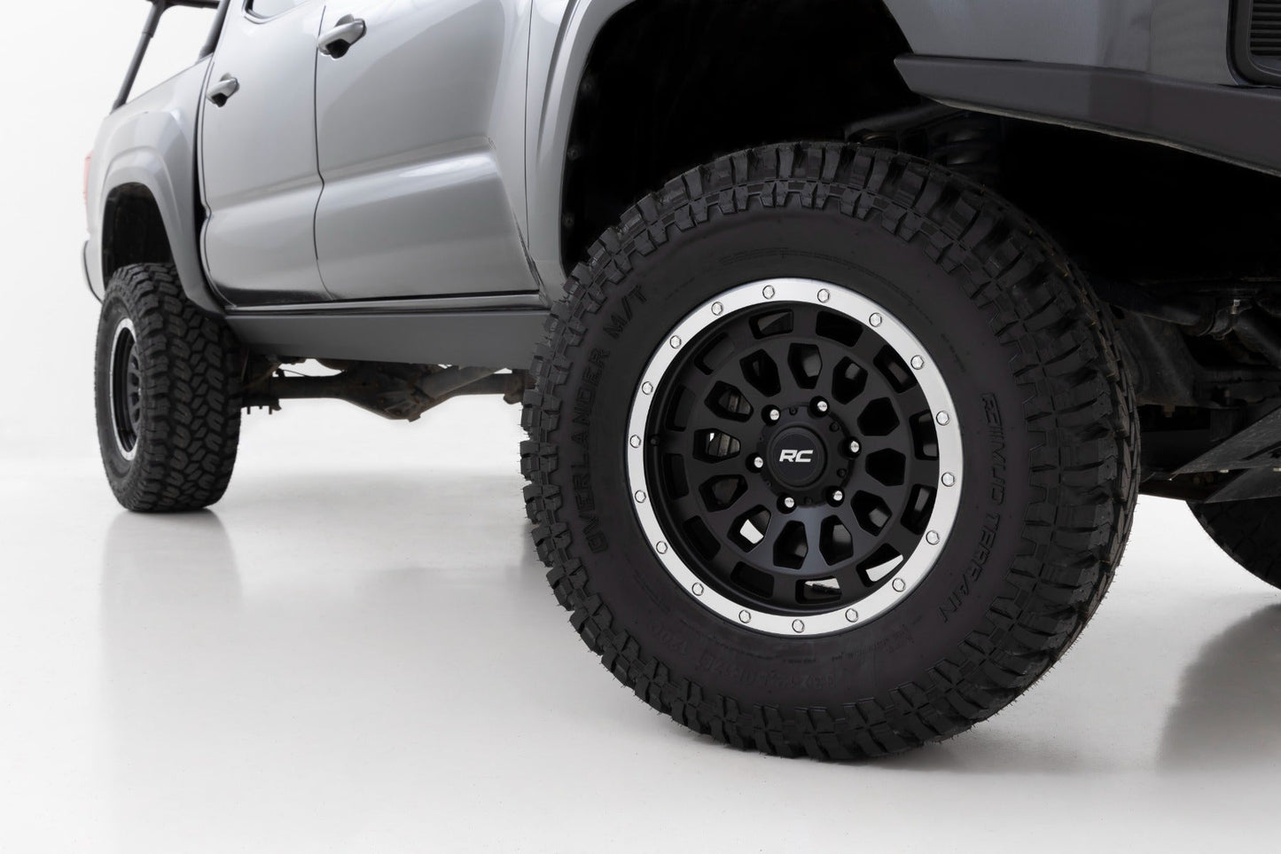 Rough Country  | Power Running Boards | Lighted | Double Cab | Toyota Tacoma (2005-2023)