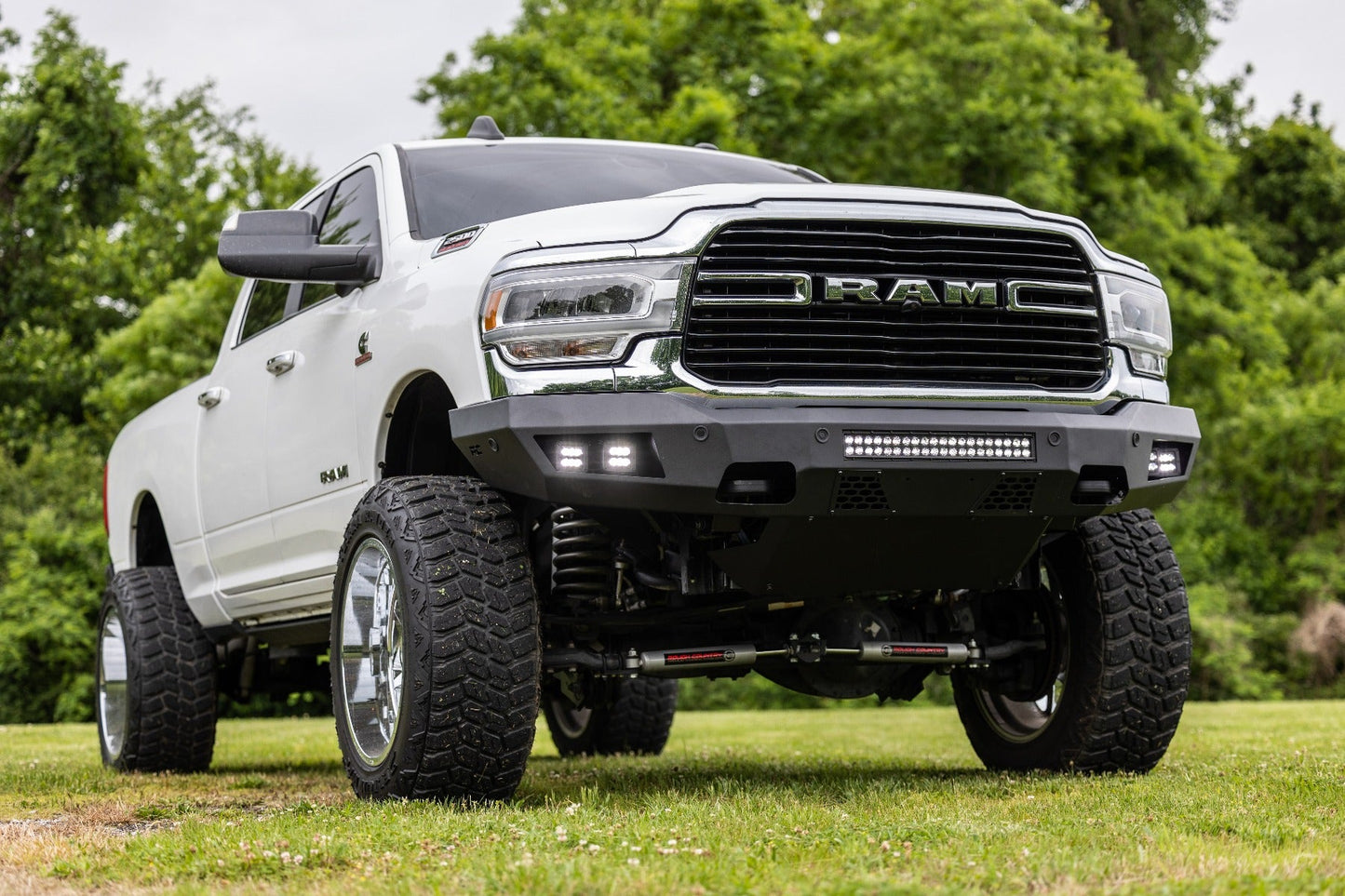 Rough Country  | N3 Steering Stabilizer | Dual | 2.5-8 Inch Lift | Ram 2500 (14-23)/3500 (13-23)