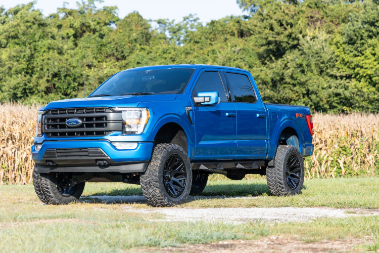 Rough Country | 6 Inch Lift Kit Ford F-150 4WD (2021-2023)