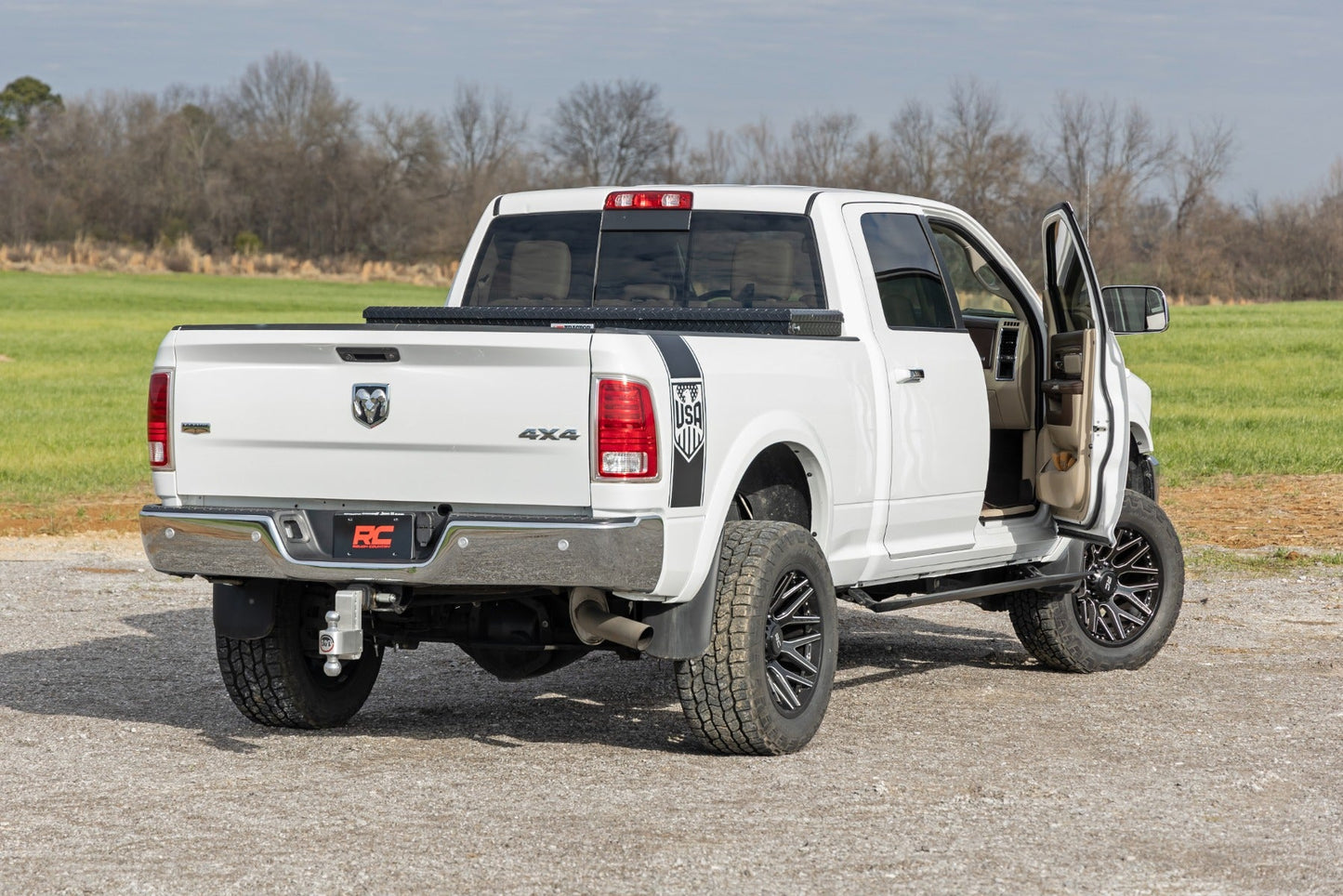 Rough Country  | Power Running Boards | Lighted | Gas | Crew Cab | Ram 2500 (2010-2023)