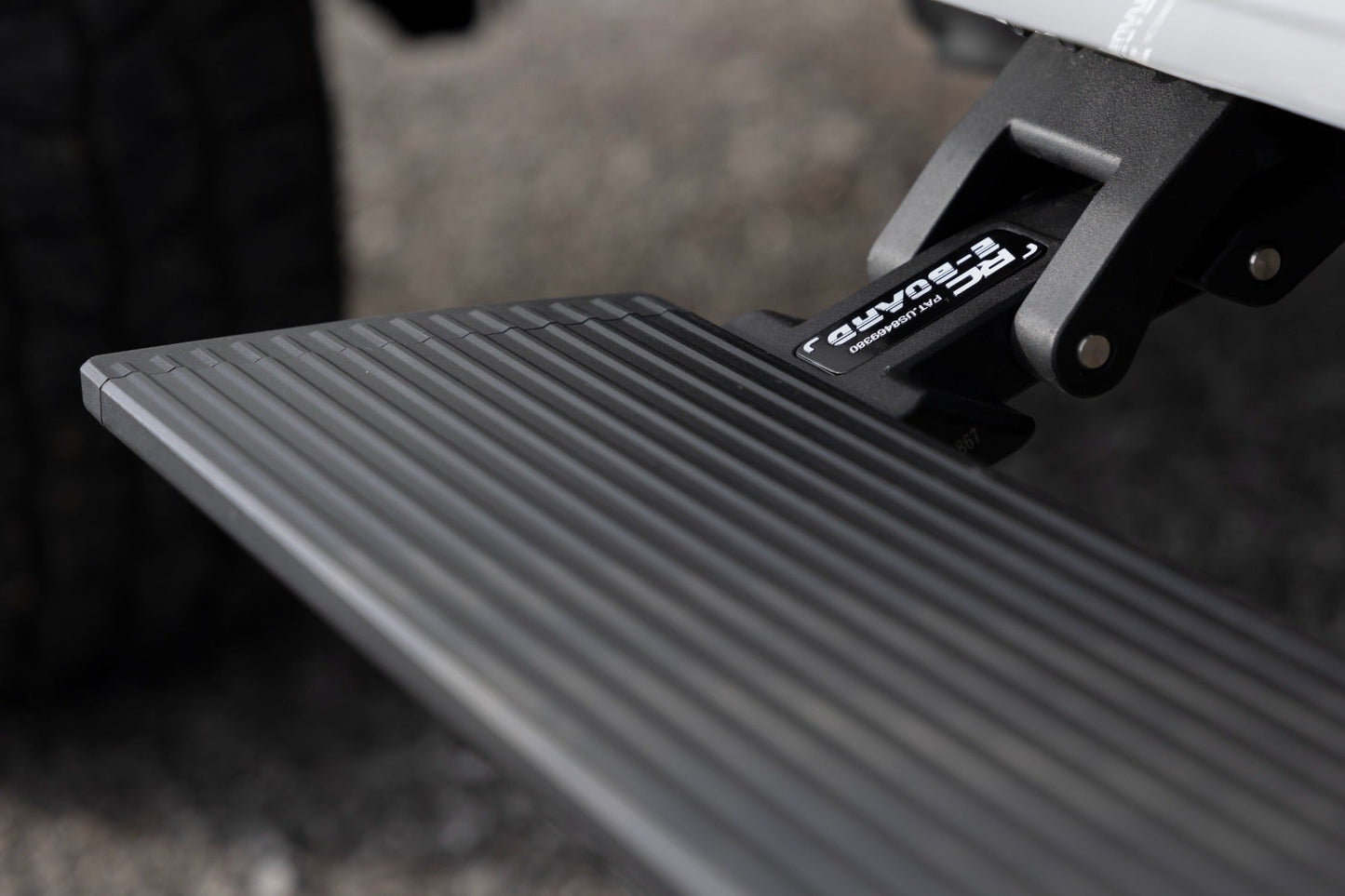 Rough Country  | Power Running Boards | Lighted | Gas | Crew Cab | Ram 2500 (2010-2023)