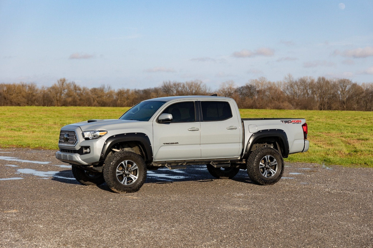 Rough Country  | Pocket Fender Flares | Toyota Tacoma 2WD/4WD (2016-2023)