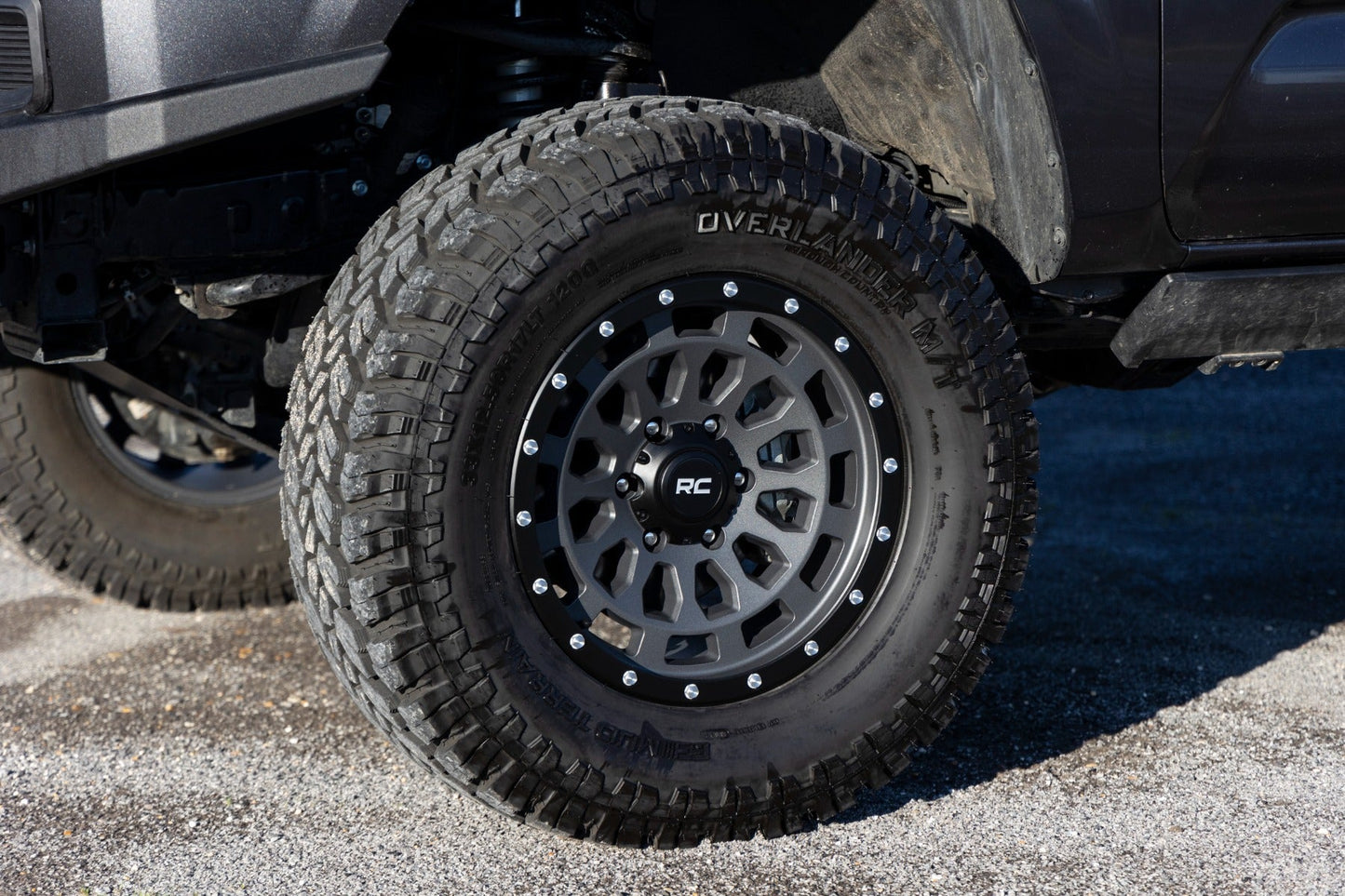 Rough Country  | Rough Country 87 Series Wheel | Simulated Beadlock | Gray/Black | 17x8.5 |
