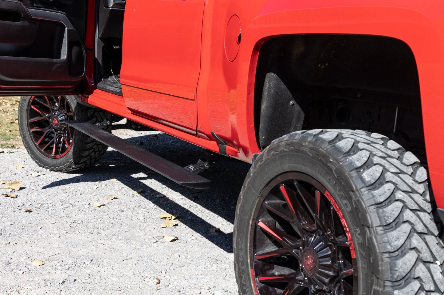 Rough Country  | Power Running Boards | Lighted | Crew Cab | Chevy/GMC 1500/2500HD/3500HD 2WD/4WD