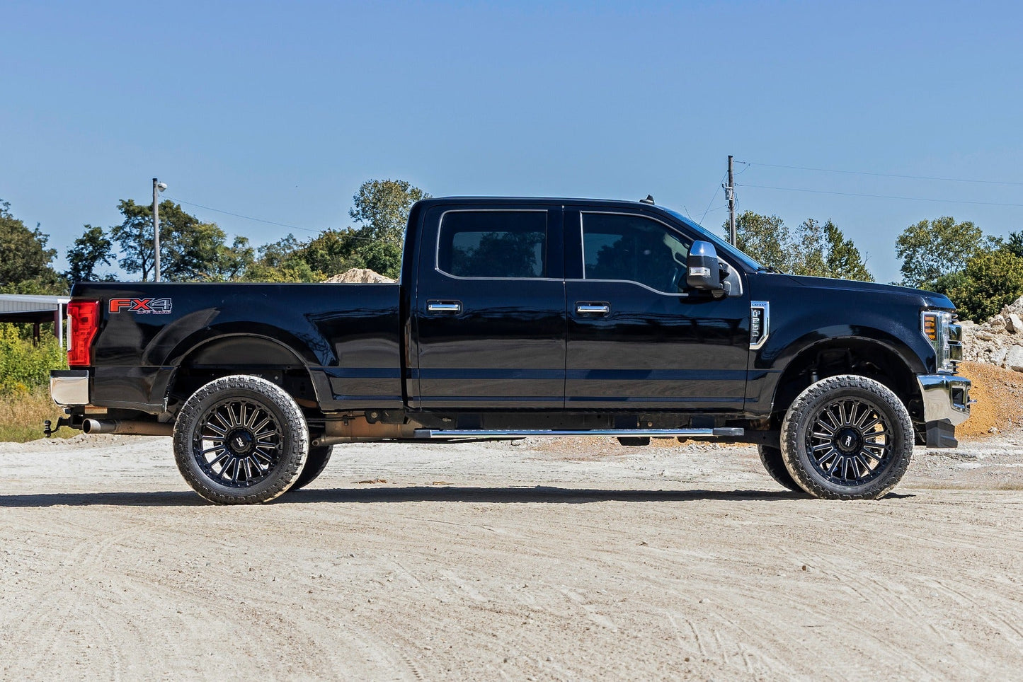 Rough Country  | Rough Country 97 Series Wheel | One-Piece | Gloss Black | 17x9 |