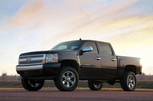Rough Country | 5 Inch Lift Kit | Chevy/GMC 1500 4WD (2007-2013)