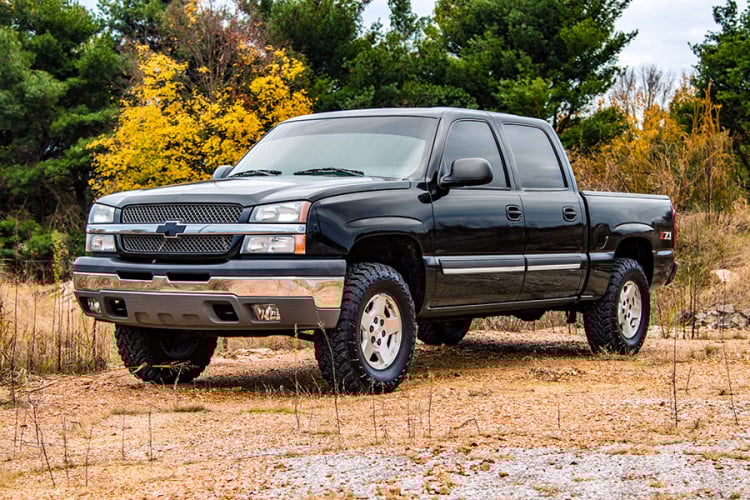 Rough Country | 1.5-2 Inch Lift Kit | Chevy/GMC 1500 4WD (1999-2006 & Classic)