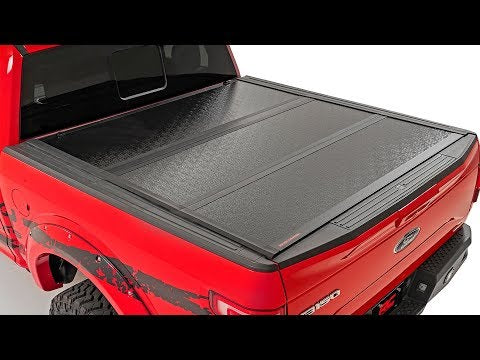 Rough Country  | Hard Low Profile Bed Cover | 6'7" Bed | Rail Caps | Chevy/GMC 2500HD/3500HD (20-23)