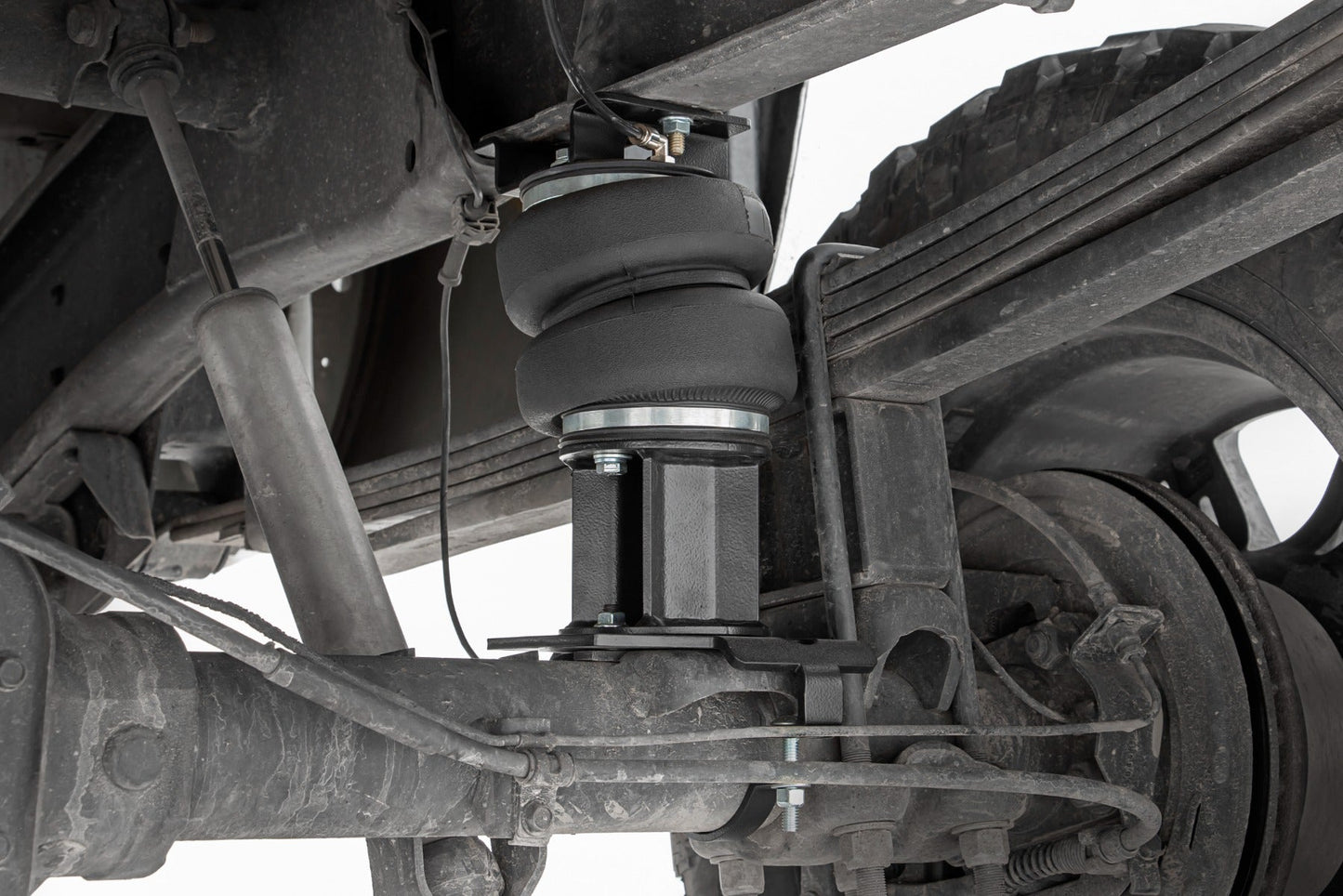 Rough Country  | Air Spring Kit | 0-6" Lift | Chevy/GMC 2500HD (01-10)