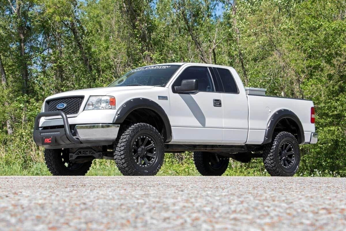 Rough Country | 6 Inch Lift Kit | Ford F-150 2WD (2004-2008)
